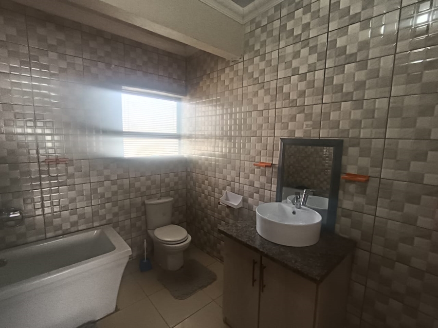 3 Bedroom Property for Sale in Carters Glen Northern Cape
